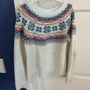 Girls epic threads sweater size small.